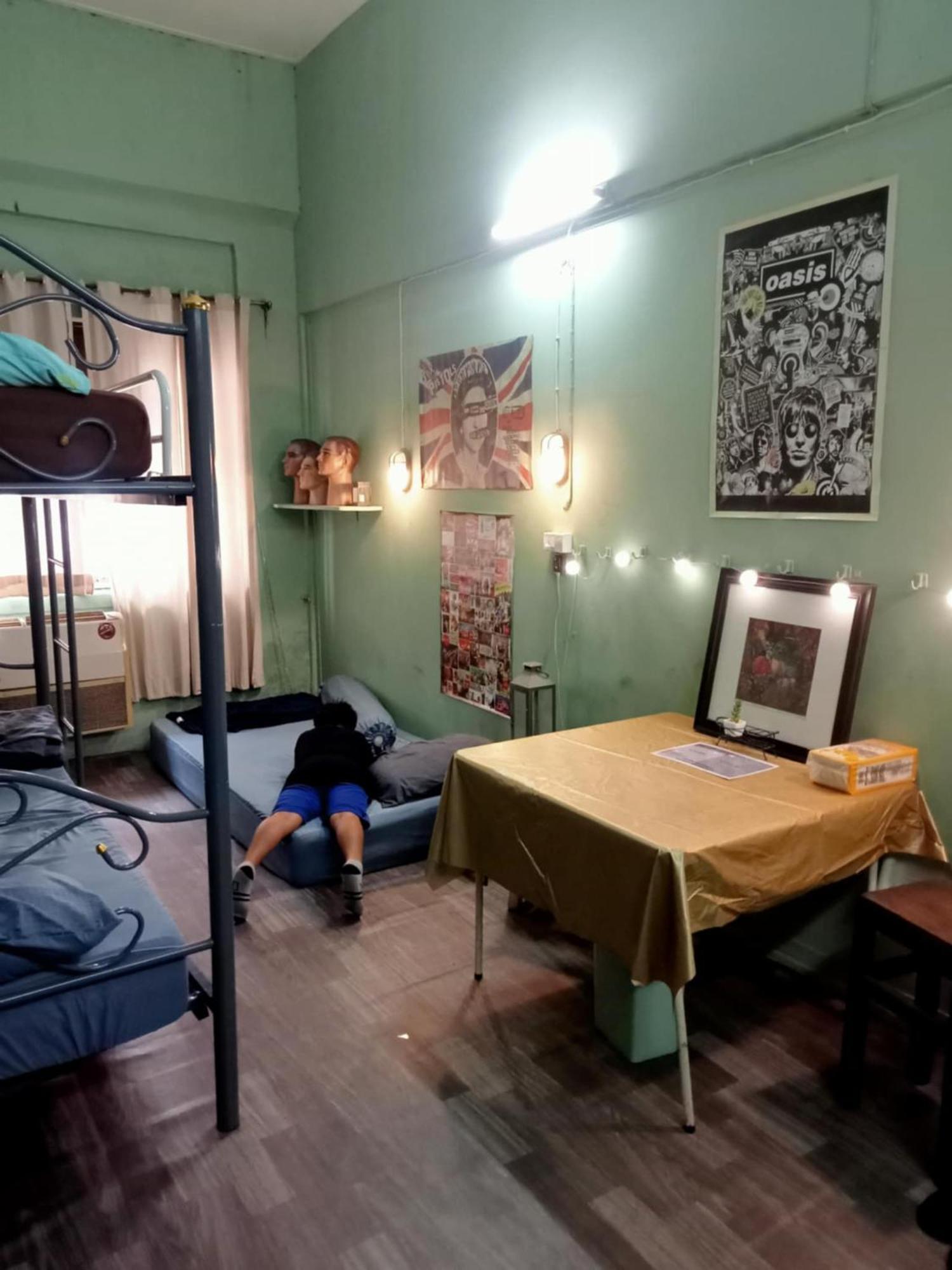Апартаменты Bang Lumphu House&Bistro Бангкок Экстерьер фото
